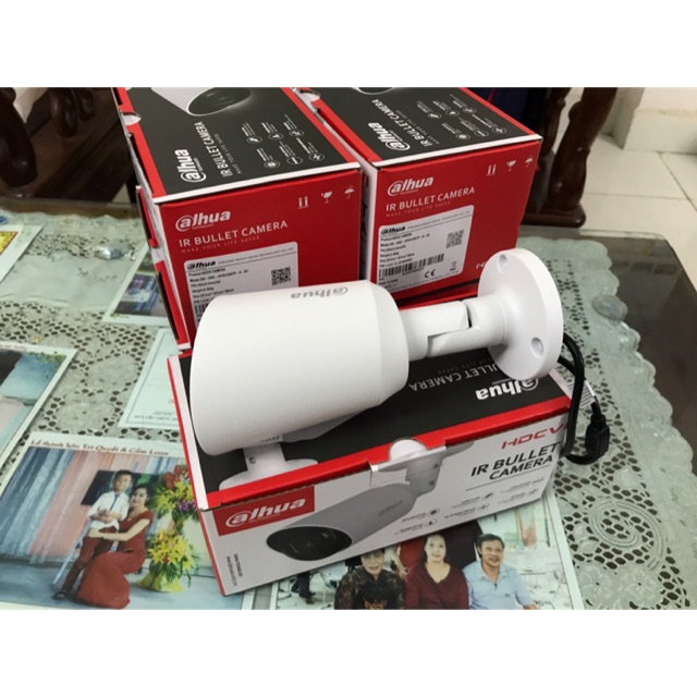 Camera Dahua HAC-HFW 1200TP-A kèm mic hàng chính hãng