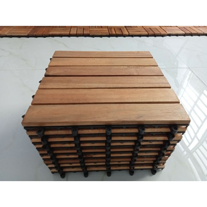 Ván sàn gỗ 12 NAN ngoài trời màu nâu chocolate ,lót ban công, sân vườn, spa, hồ bơi.HÀNG CHẤT LƯỢNG-