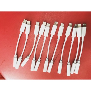 Cáp chuyển Lightning sang tai nghe jack 3.5mm Iphone