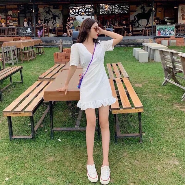 ĐẦM ĐẮP CHÉO CHÂN BÈO CỔ V TRẮNG/HỒNG KT