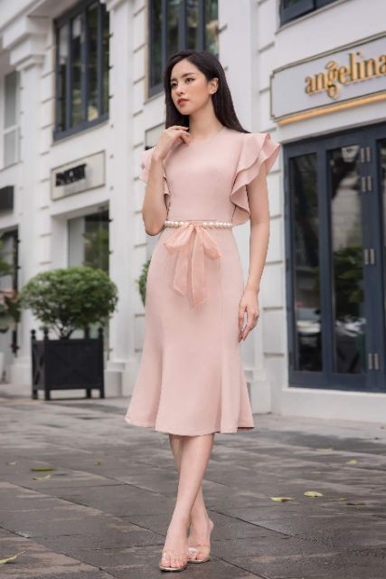 Váy thiết kế body đuôi cá tay cánh tiên
