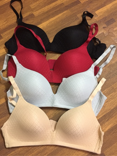 Áo lót đúc ko gọng xuất nhật thông hơi chất đẹp.