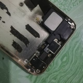 Cụm dưới iPhone 5s zin tháo mấy
