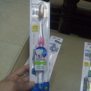 Bàn chải đánh răng Hàn quốc 45 cây