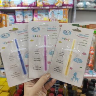 Sẵn bàn chải Silicon  dùng cho bé từ 6 tháng tuổi