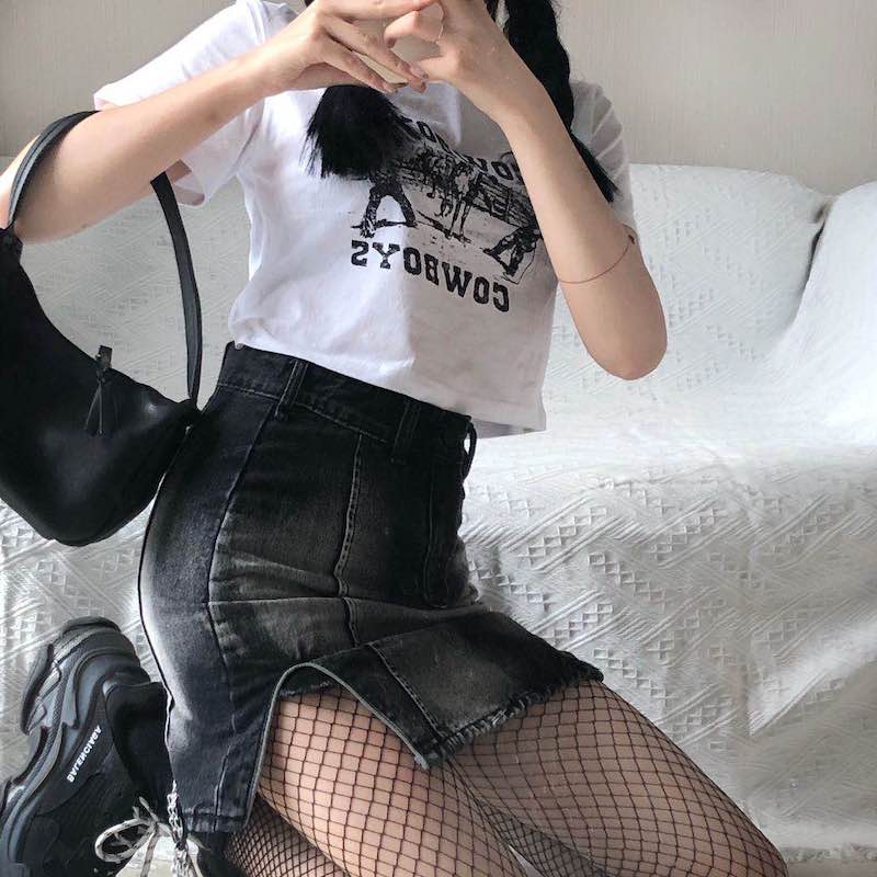 Áo Thun Ngắn Tay In Họa Tiết Cổ Điển Cho Nữ