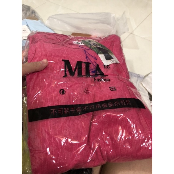 ĐẦM THUN FORM SUÔNG CHỮ A