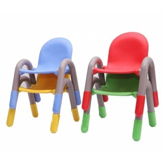 Ghế nhựa tay vịn nhập khẩu