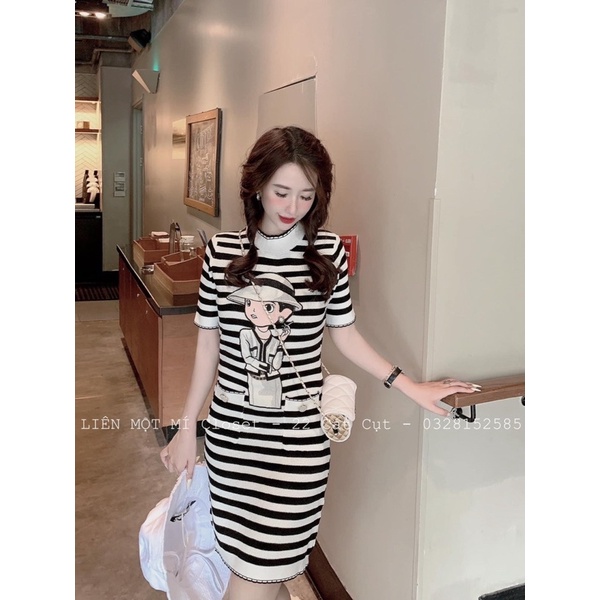 VÁY LEN BODY KẺ ĐỎ ĐEN CHO NỮ - hình cô gái đội mũ