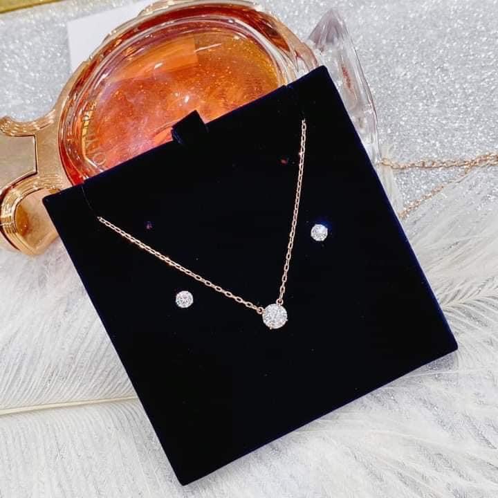 Swarovski - Set dây chuyền kèm hoa tai Attract Round set Rose-gold tone plated 5616233