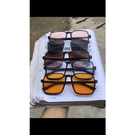 Kính Thời Trang Gọng Vuông Nâu Trà Sang Chảnh