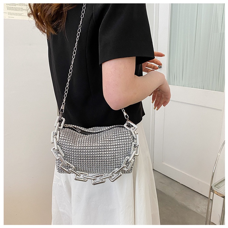 Túi Đeo Chéo Đính Đá Thời Trang 2022 Cho Nữ