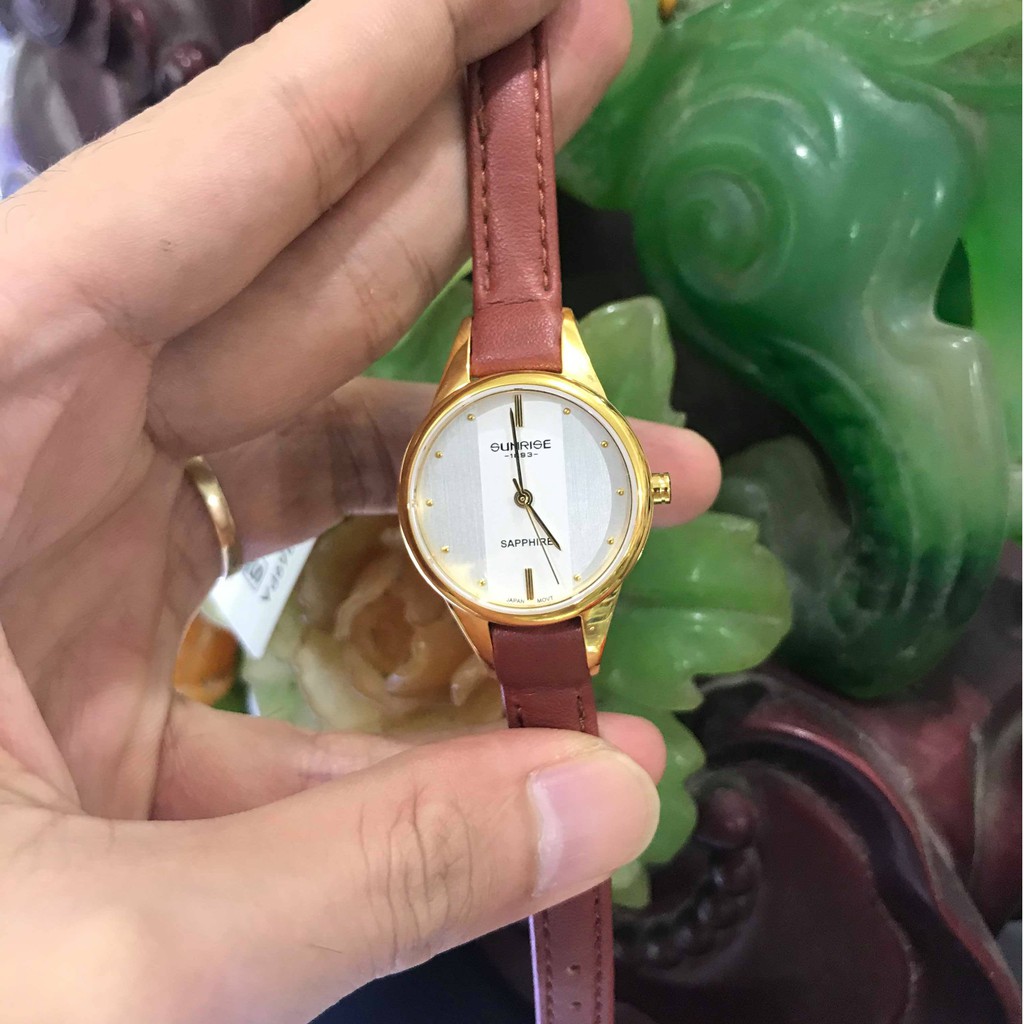 Đồng hồ nữ SUNRISE 9969PA dây da nâu full hộp thẻ chính hãng, Kính Sapphire chống xư