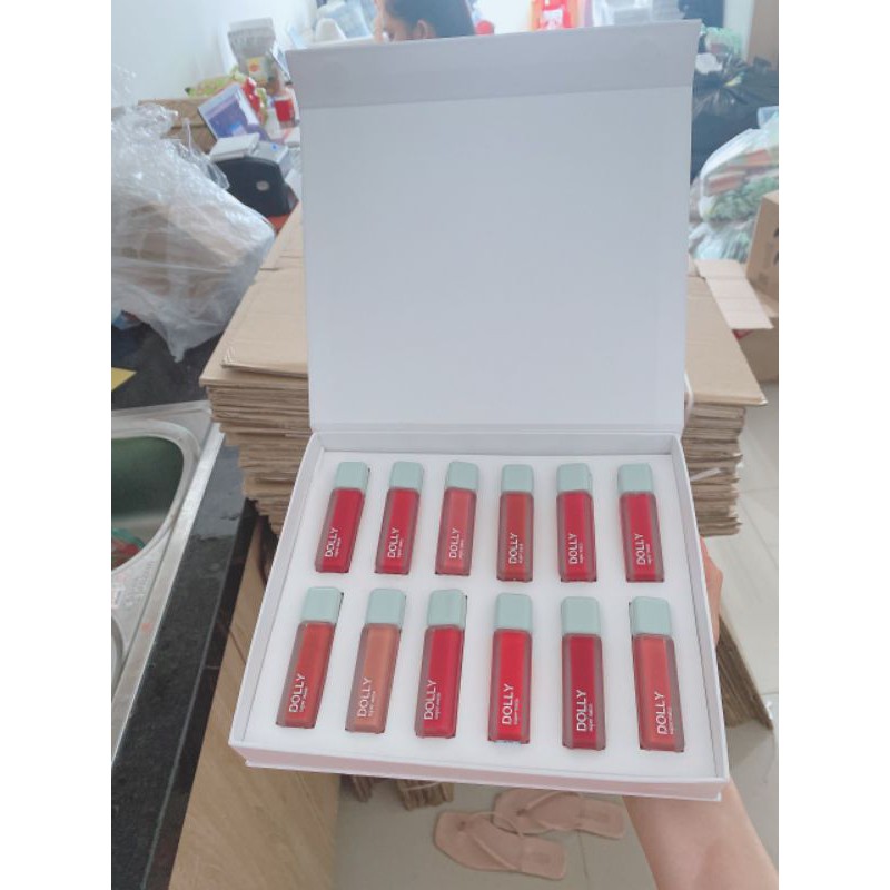 Hot Trend  [ 04 Đỏ R.ư.ợ.u vang ] Son Kem Lì Dolly Super Matte Không Chì Màu Đỏ R.ư.ợ.u vang | BigBuy360 - bigbuy360.vn