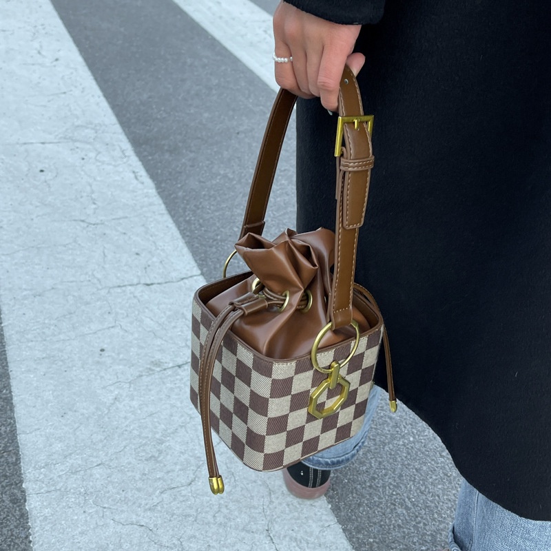 Túi Xách Tay Nhỏ Hình Vuông Phong Cách Cờ Vua Mới Năm Dành Cho Bạn Nữ