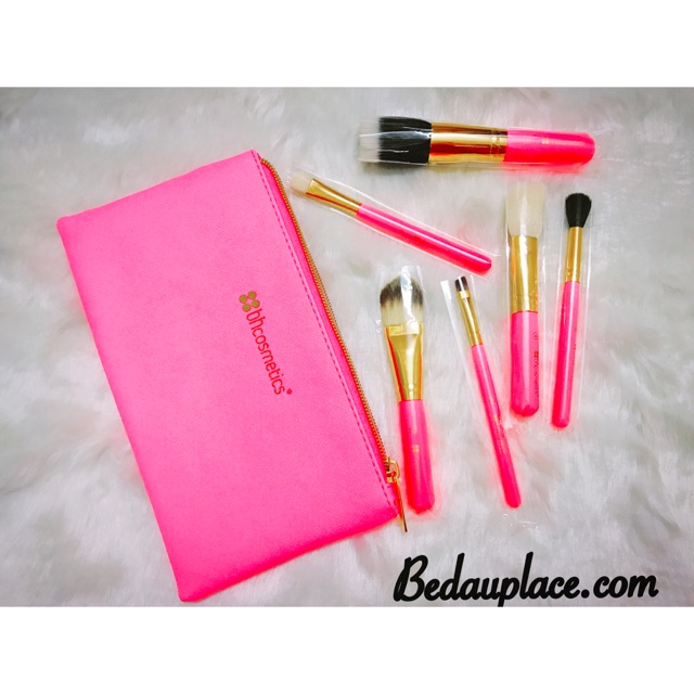 Bộ cọ trang điểm 6 cây Bh Cosmetics