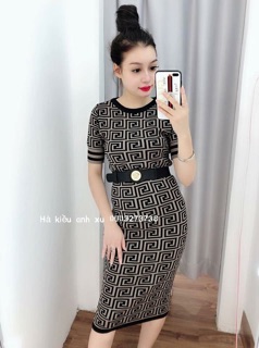 Váy len body fendi