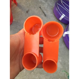 Máng uống tự động nút chai cho chim cho gà.( hàng loại 1)