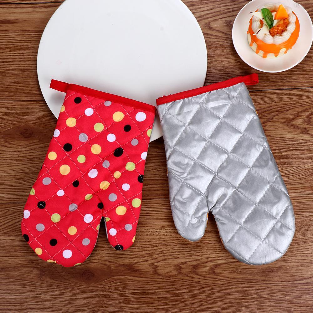 Găng Tay Nấu Ăn Dày Dặn Chống Nóng Họa Tiết Chấm Bi
