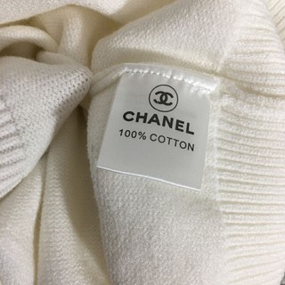 Áo len cổ tròn 𝑐ℎ𝑎𝑛𝑒𝑙 CN channel