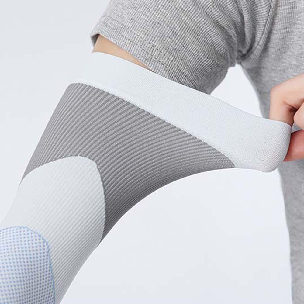 Găng Cánh Tay Thể Thao Bằng Lụa Lạnh Màu Huỳnh Quang Bảo Vệ Cho Nam Và Nữ