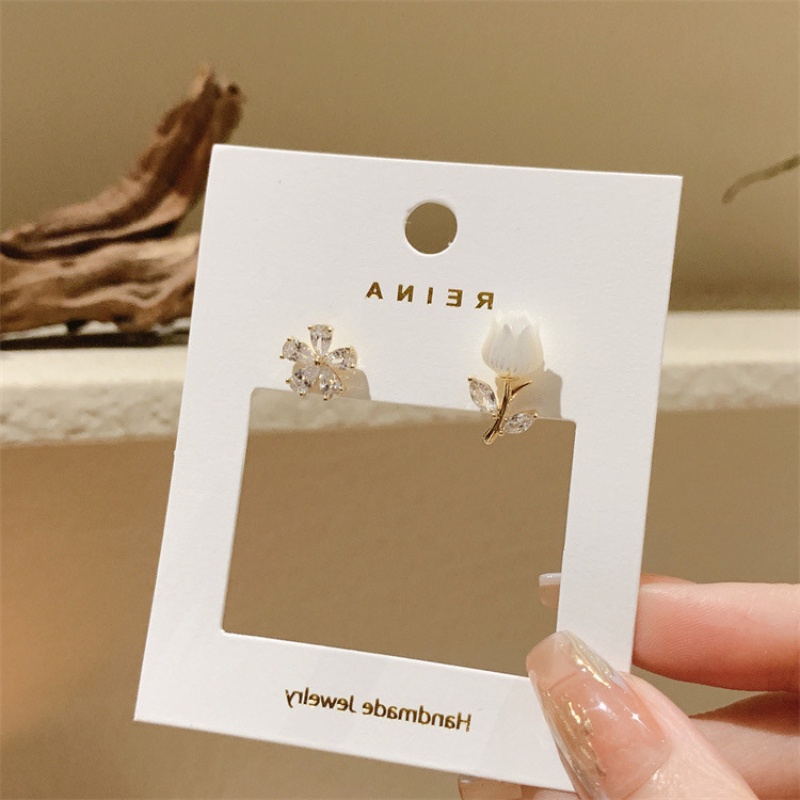 Bông Tai Hình Hoa Hồng Đính Đá Lấp Lánh Phong Cách Hàn Quốc Cho Nữ