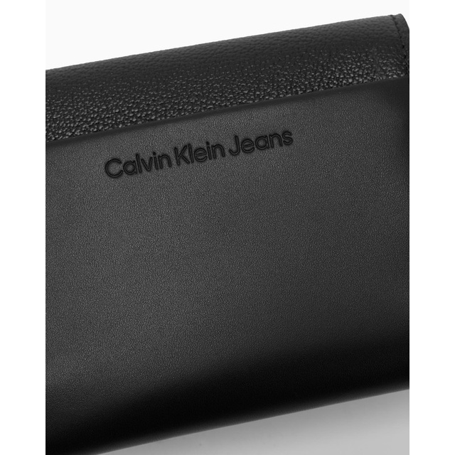 CALVIN KLEIN ACCESSORIES - Ví Nữ DP1552