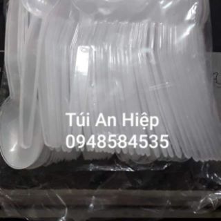 Thìa nhựa, không màu | Disposable plastic spoon (100pcs/package)