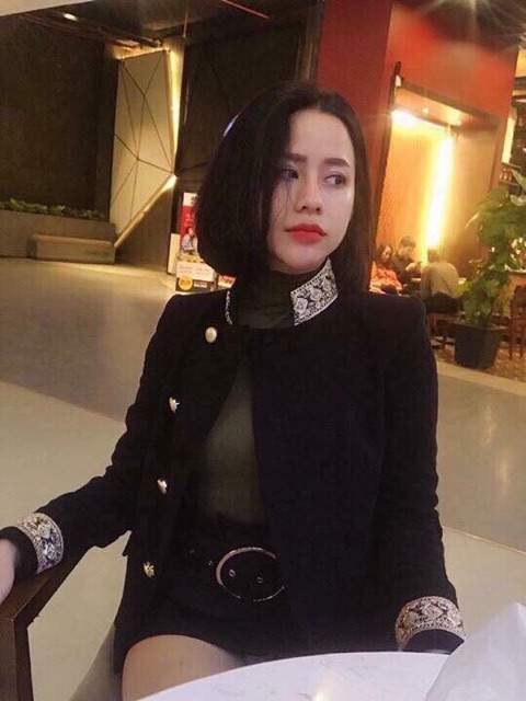 Áo dạ viền ren nhũ