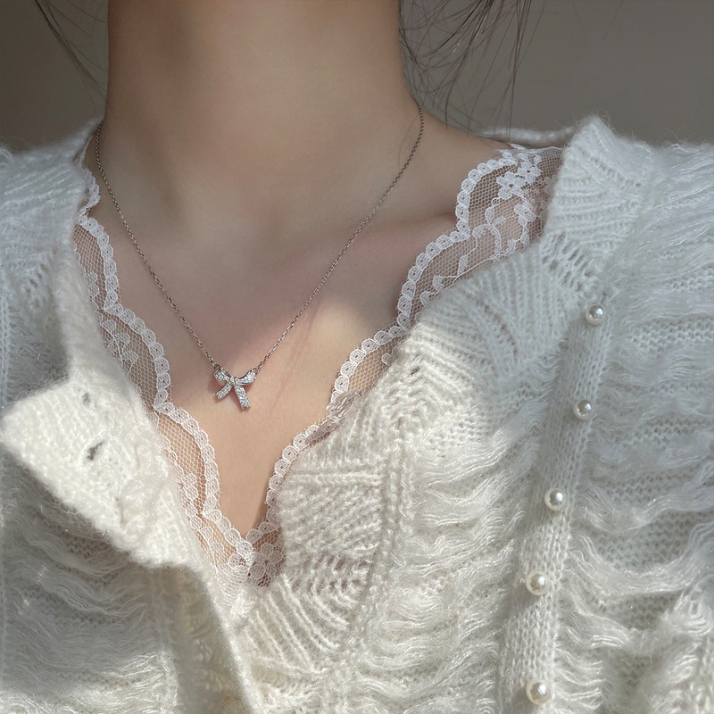 Vòng cổ Mặt Hình Nơ Đính Đá Pha Lê Lấp Lánh Thời Trang Hàn Quốc Cho Nữ
