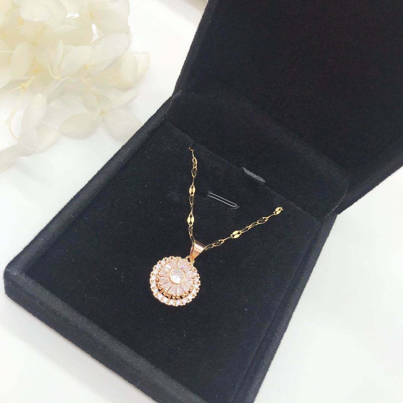 Dây chuyền nữ TITAN NGUYÊN CHẤT vòng cổ nữ KHÔNG GỈ mặt xoay đá pha lê cao cấp thời trang sang trọng 2021