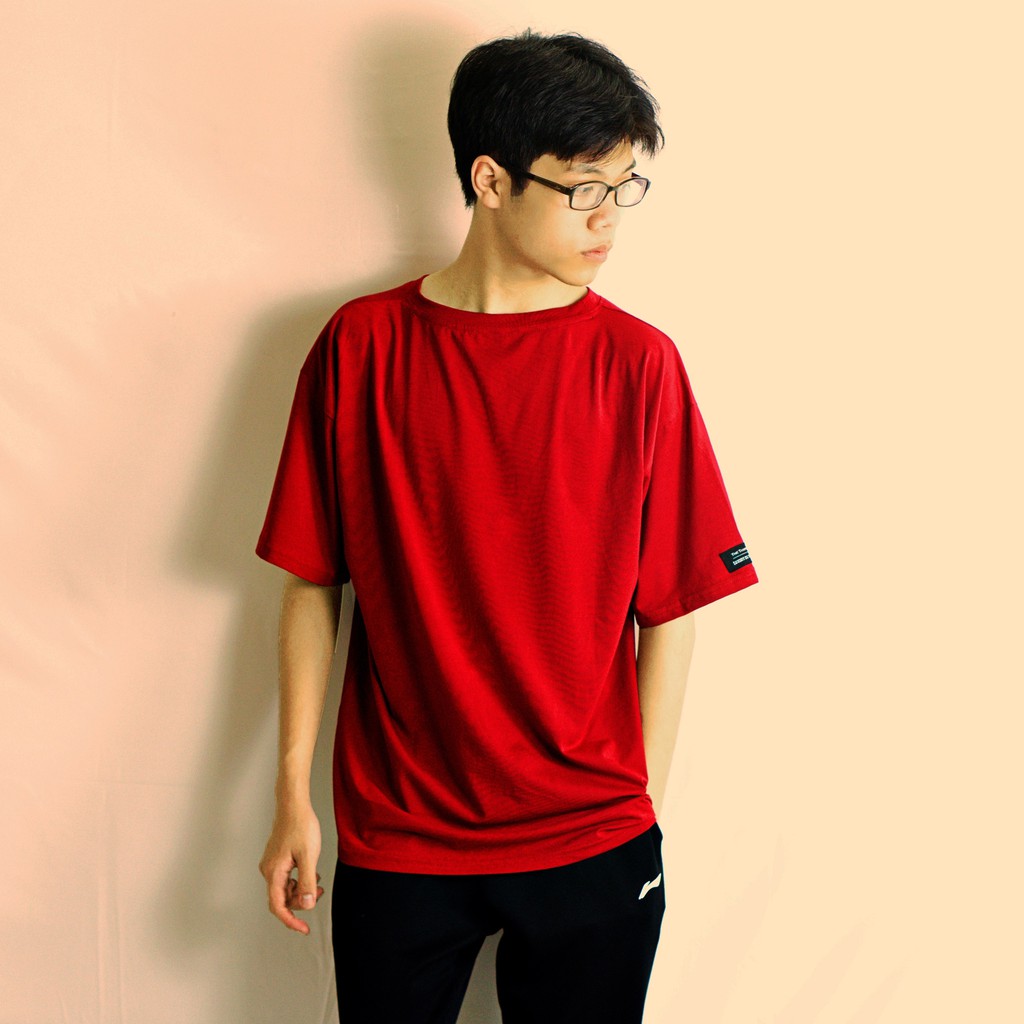 Áo thun nam cổ tròn cotton Premium màu đỏ sẫm mới trẻ trung, lịch lãm The Third AT05 | BigBuy360 - bigbuy360.vn