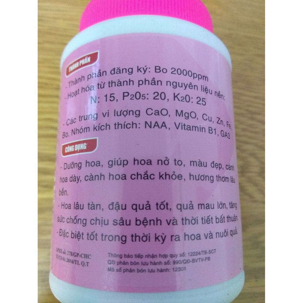 Phân bón vi lượng NPK 15-20-25+TE dưỡng hoa lâu tàn - bomax chai 100 gram