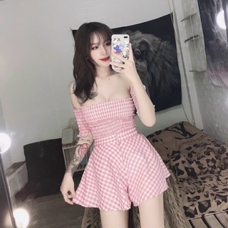 Sét bộ áo trễ vai nhúm phối quần xòe caro cực xinh , chất kate mềm mịn