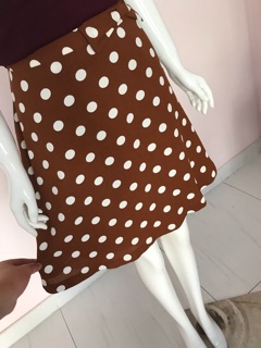 Chân váy Nem size 8 new tag