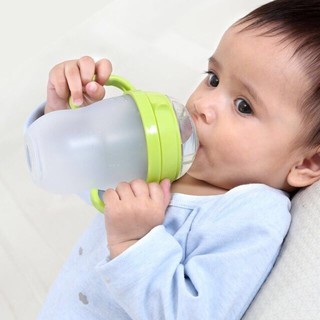Tay cầm bình sữa cho bé tập ti