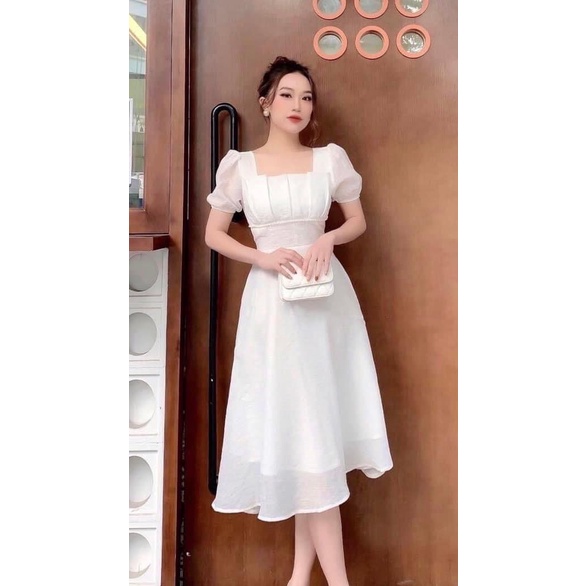 Đầm thiết kế đi tiệc c h a r m y