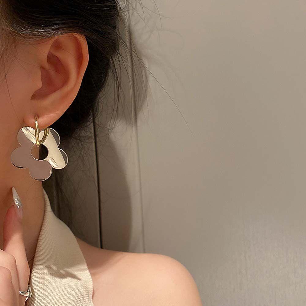 Khuyên Tai Hình Hoa Đính Đá Phong Cách Thời Trang Hàn Quốc Cho Nữ|Khuyên Tai Hình Tròn Đơn Giản Nhiều Màu Sắc