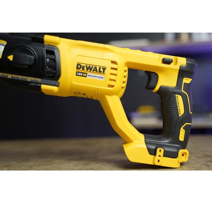 Máy Khoan Bê Tông Dùng Pin DEWALT DCH133N - Chính Hãng  DCH133N-KR