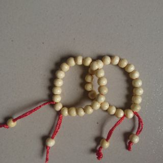 vòng dâu tằm cho bé