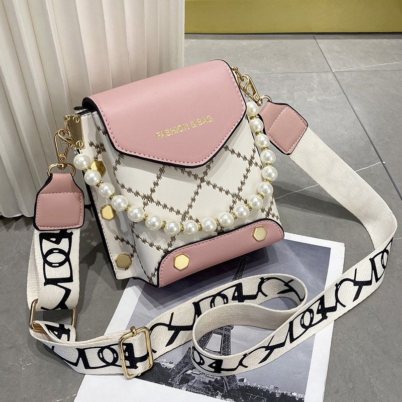 Túi đeo chéo nữ phối quai ngọc nhân tạo phong cách trẻ trung Hàn Quốc - Hàng Quảng Châu Cao Cấp (TT11)