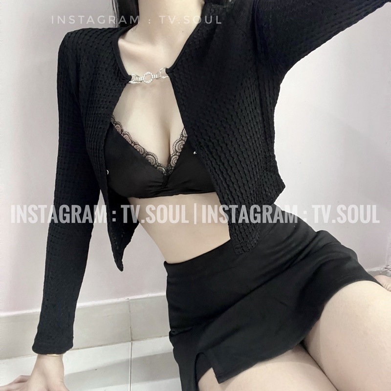 Croptop khuy gài