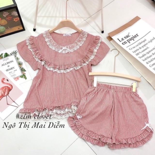 Bộ đùi kẻ thô cổ tròn viền bèo tiểu thư | BigBuy360 - bigbuy360.vn