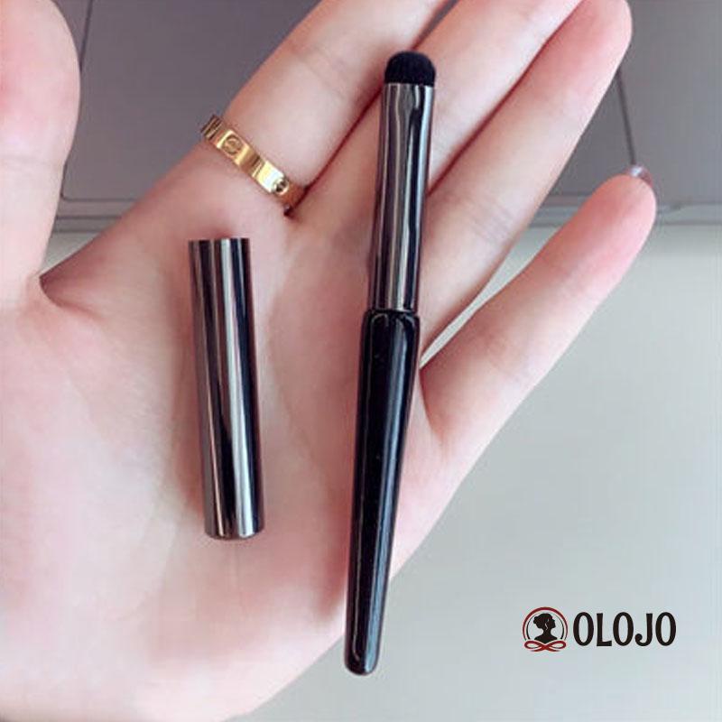 ⚜️Cọ Trang Điểm Môi Đầu Tròn Có Mũ Không Nhòe