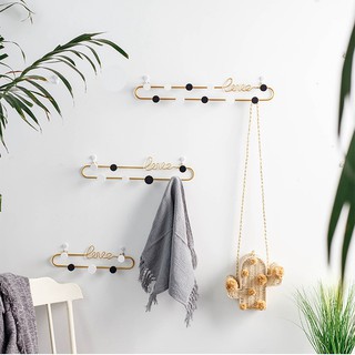 Móc treo sắt chữ Love màu Gold