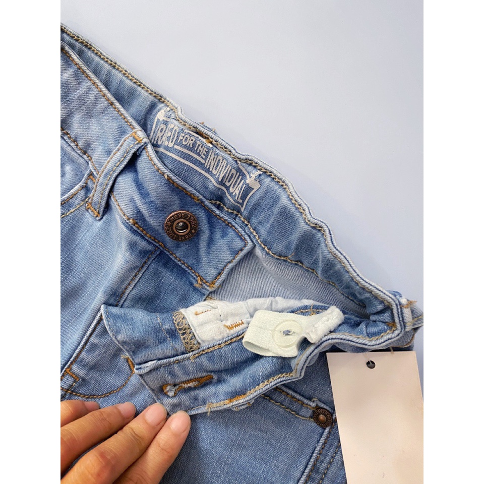 QUẦN SHORT JEANS BÉ TRAI
