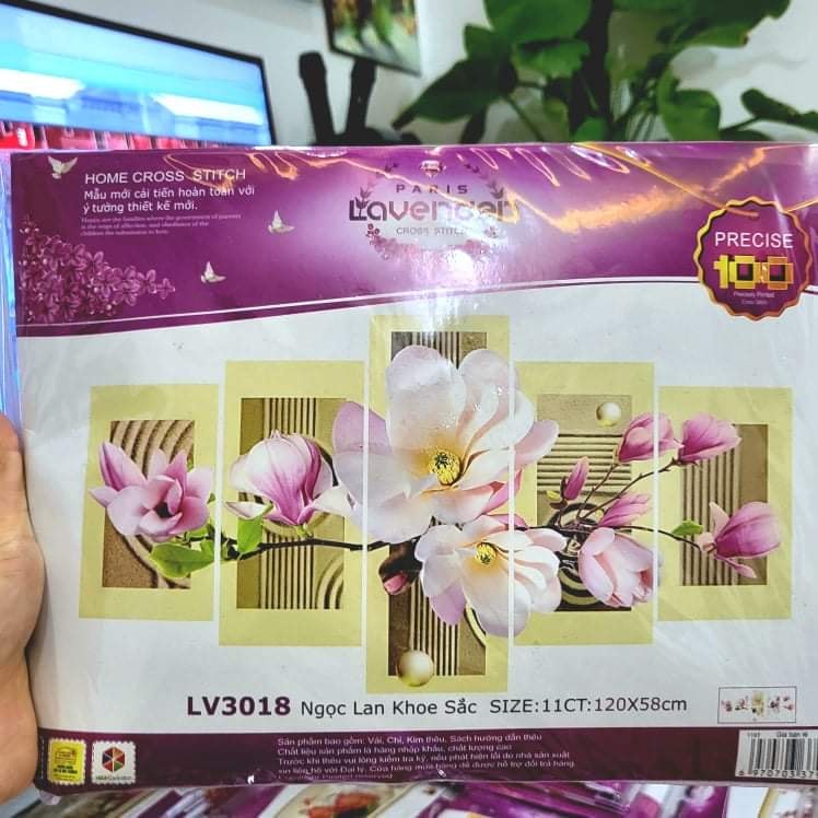 Tranh thêu chữ thập hoa lan 5 bức KT:120x58cm, tranh thêu chưa thêu và chưa khung, tặng kéo và sỏ chỉ.