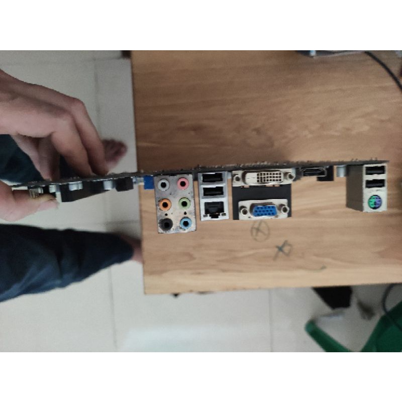 Main H61 Msi H61M-E33