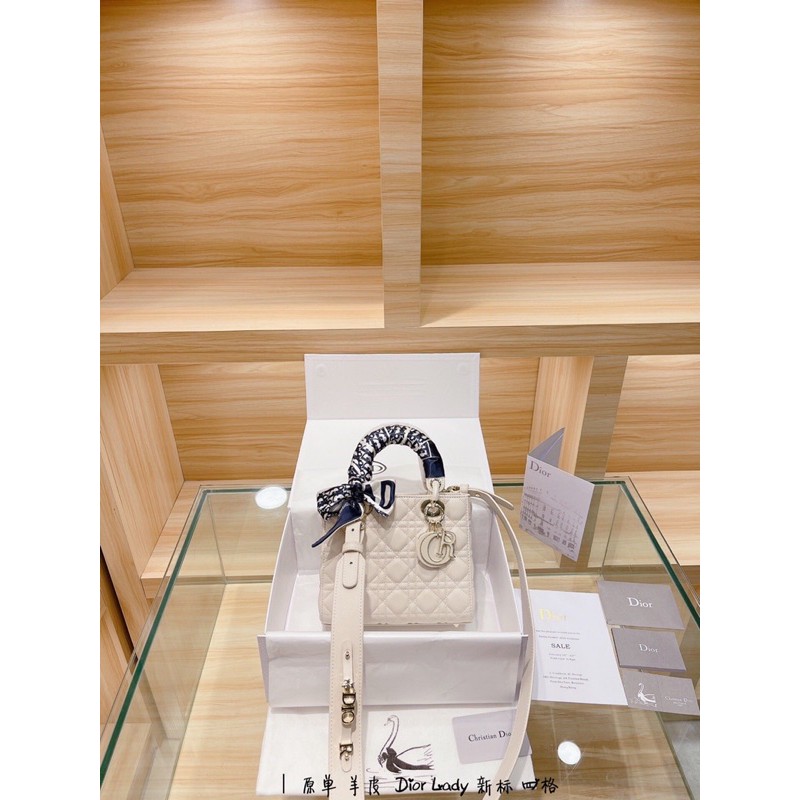 TÚI LADY CD - 𝐌𝐀̂̃𝐔 𝐌𝐎̛́𝐈