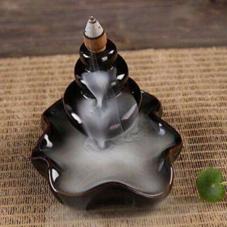 Tháp đốt trầm hương